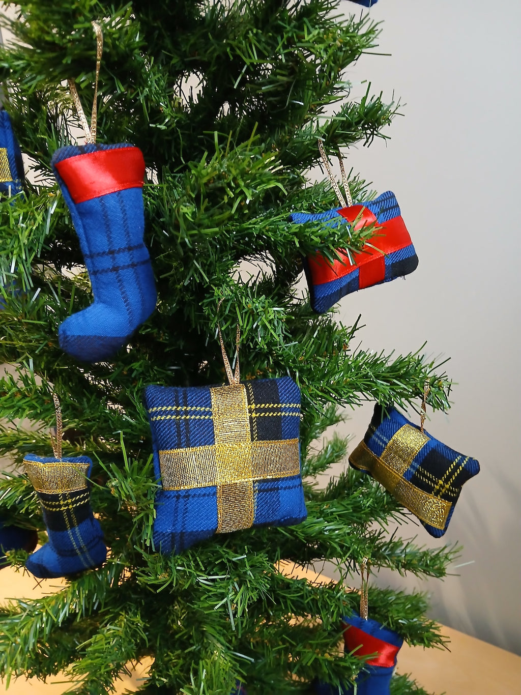 Advent Calendar and Decorations