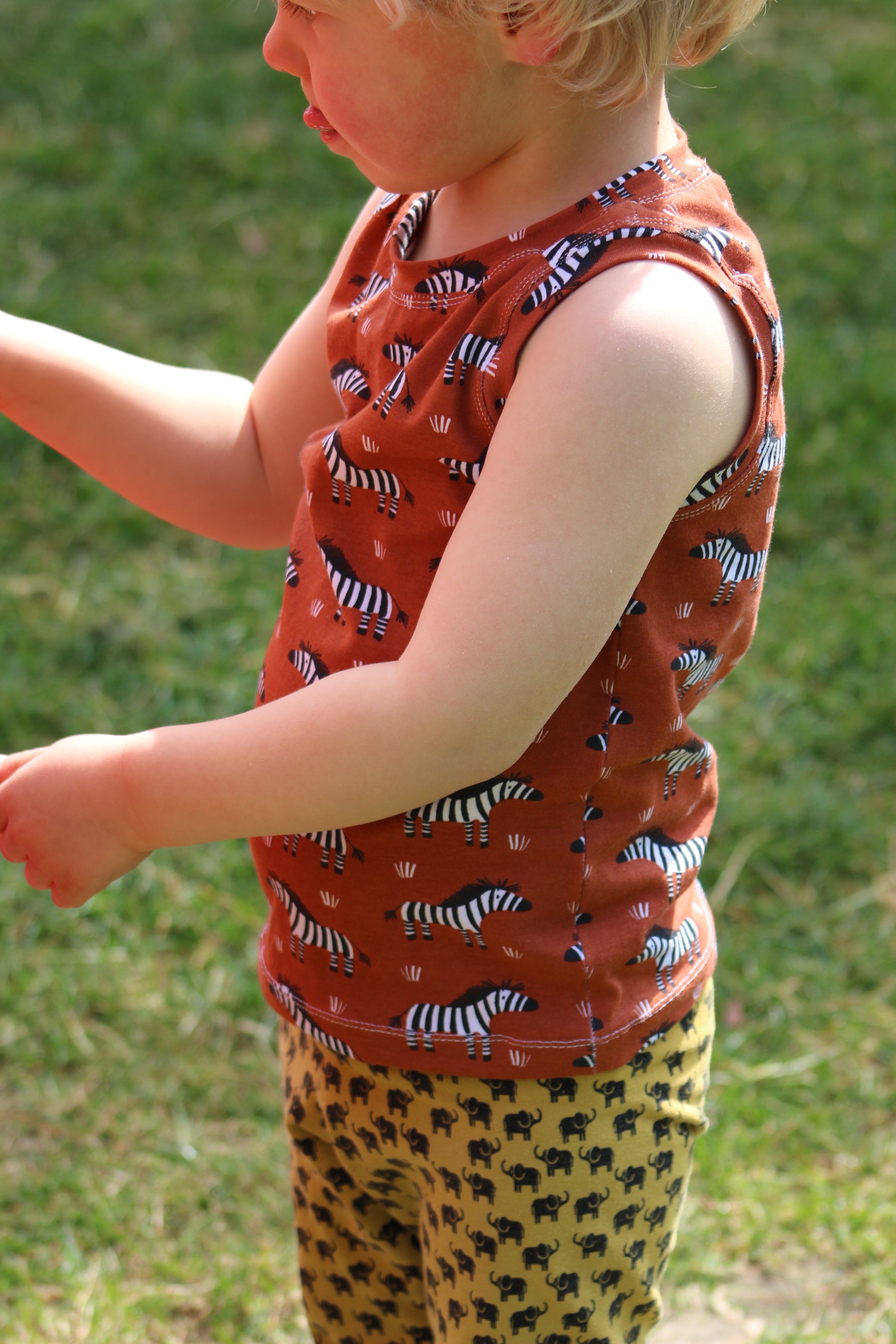 Amber Singlet