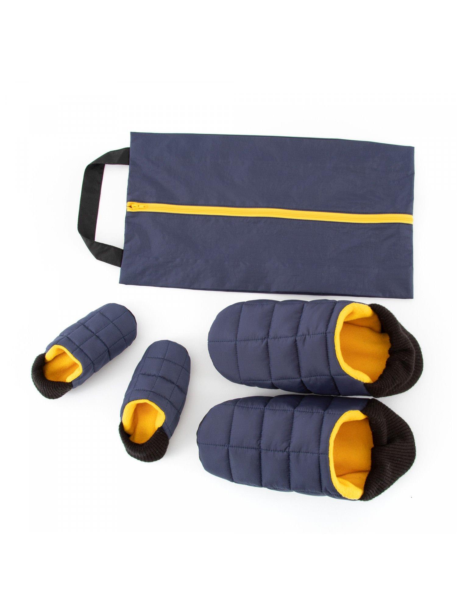 4025 // NORDIK Quilted booties and slippers with travel bag - Jalie
